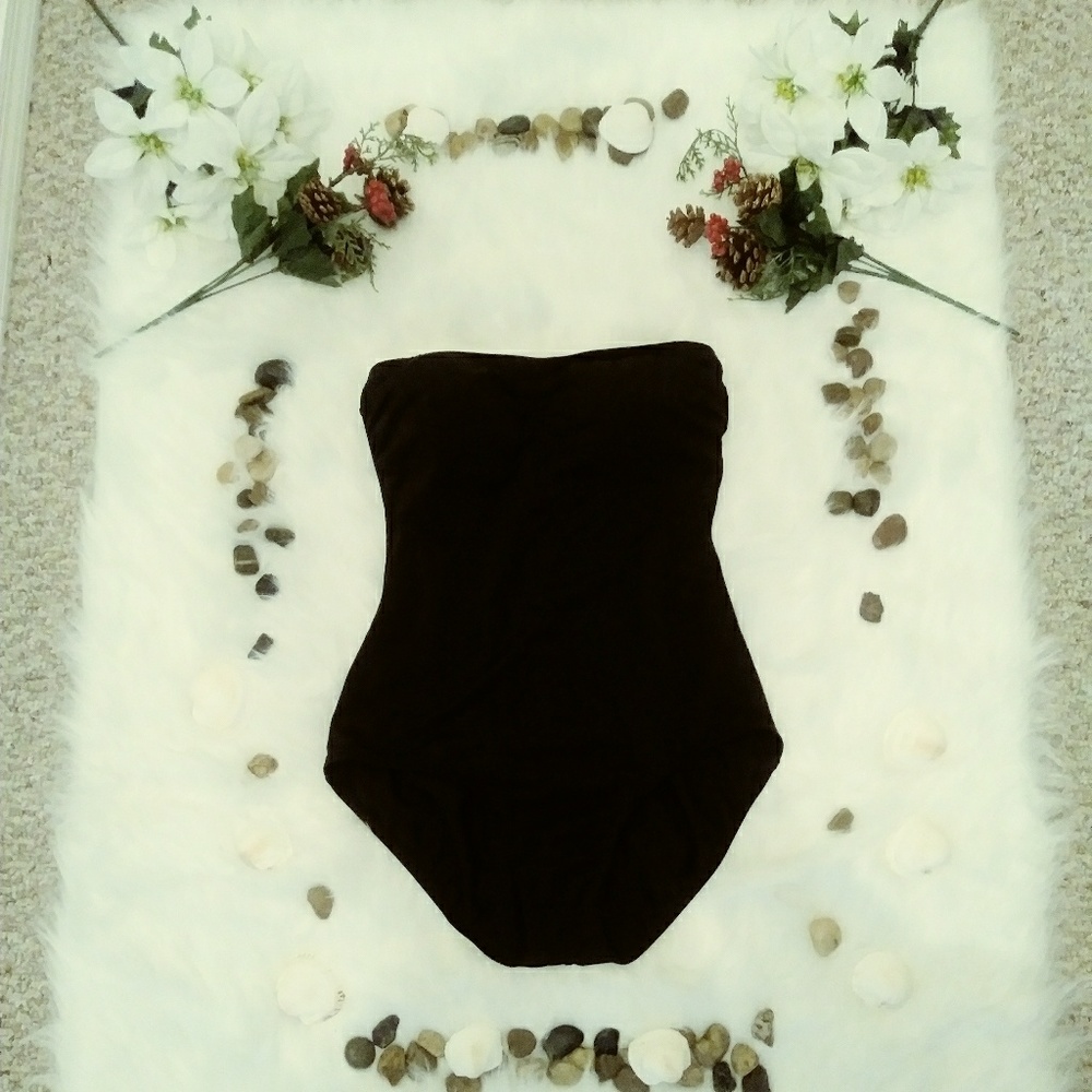 Jantzen Classics strapless black swimsuit - Picture 1 of 4